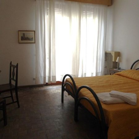 Guesthouse Sayuri Florence Ngoại thất bức ảnh