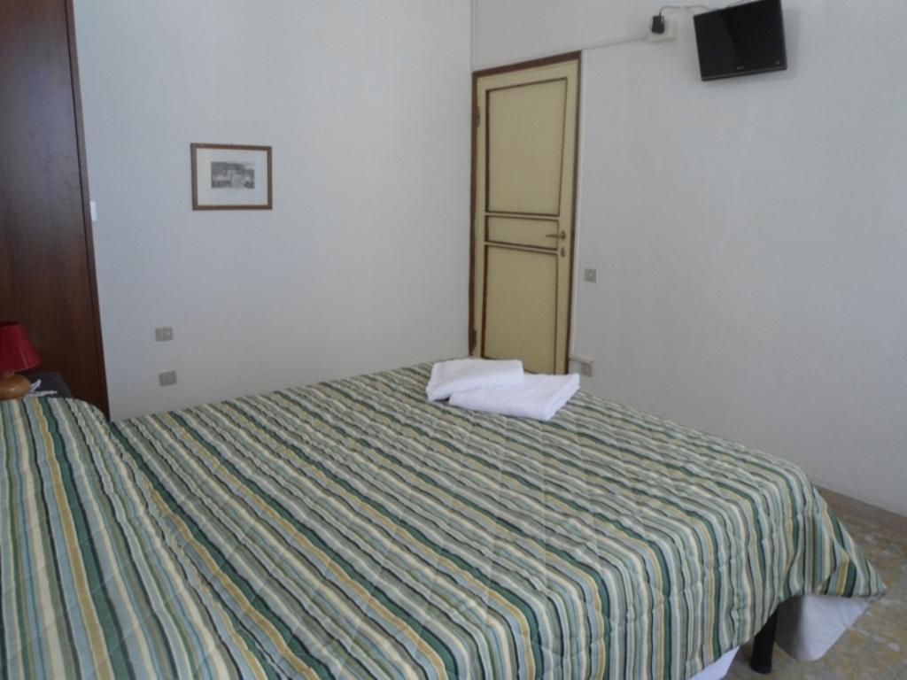 Guesthouse Sayuri Florence Ngoại thất bức ảnh