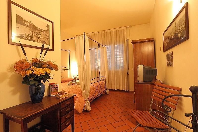 Guesthouse Sayuri Florence Ngoại thất bức ảnh